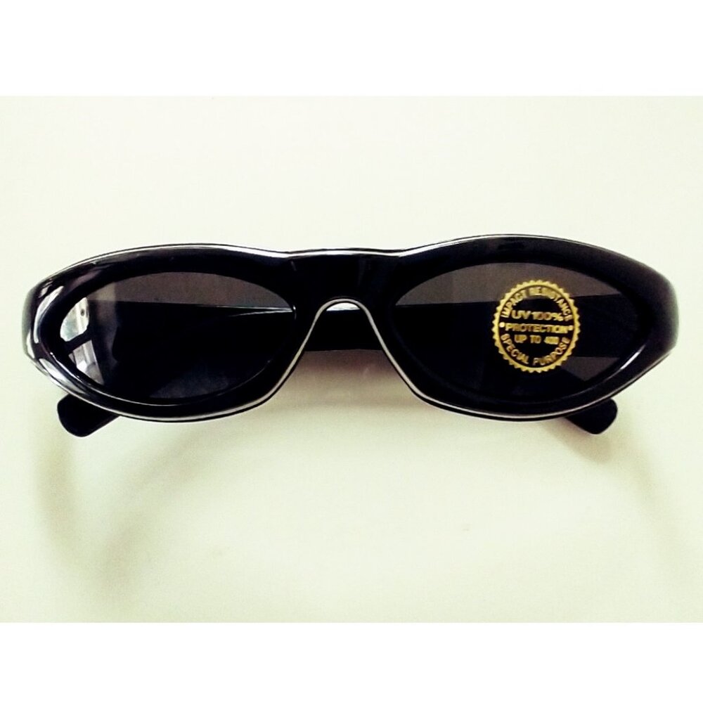 Black Cateye Sunglasses Sporty 90s Retro  - Deadstock